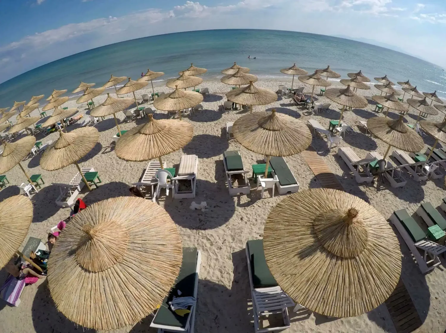 Ψαθινη ομπρέλα για beach bar και ξενοδοχεία